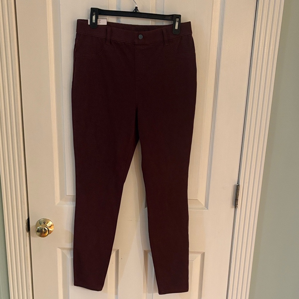 Time and Tru Women's Burgundy Straight Leg Pants